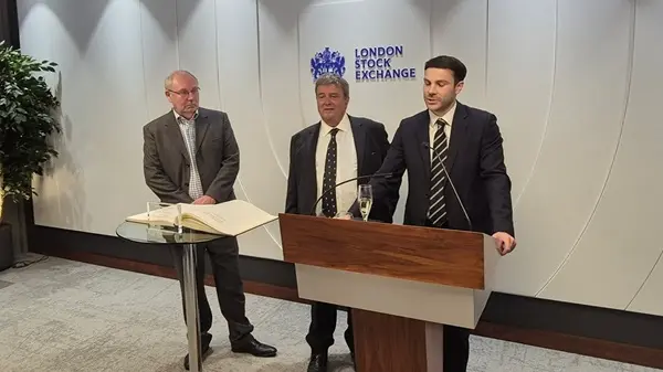 Algo-Chain CEO Allan Lane, Vanilla Funds COO Stuart Rabner, and Alex Watkins at LSE launch event